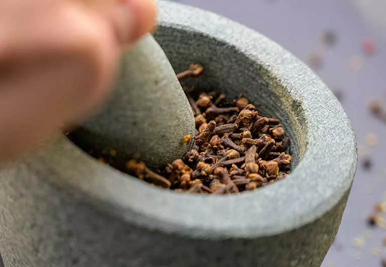 خواص میخک برای مردان